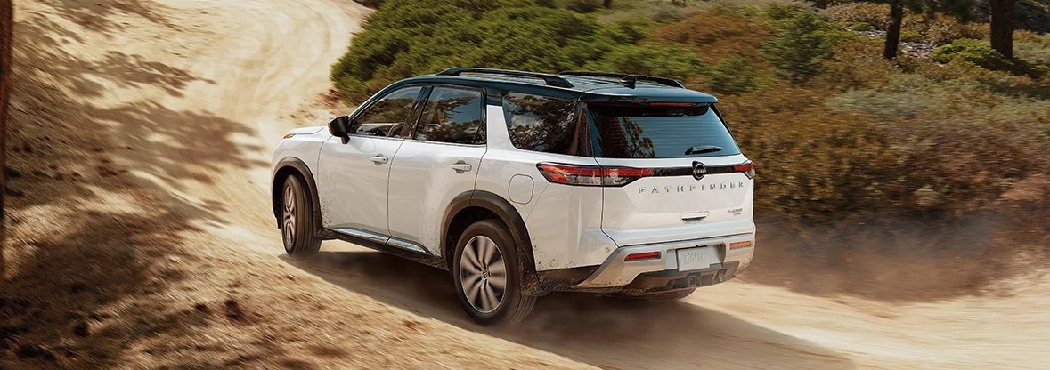 2022 Nissan Pathfinder for Sale near Oak Park, IL