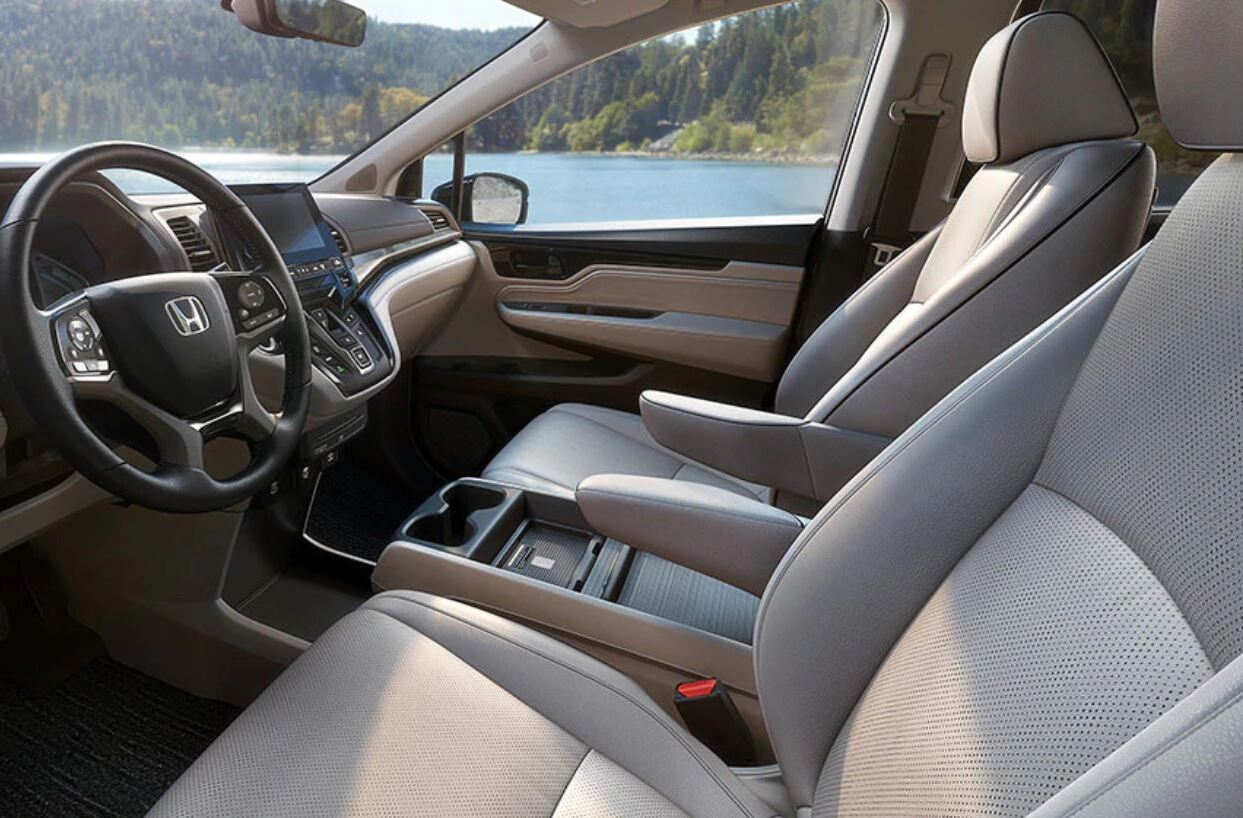 2022 Honda Odyssey Cockpit