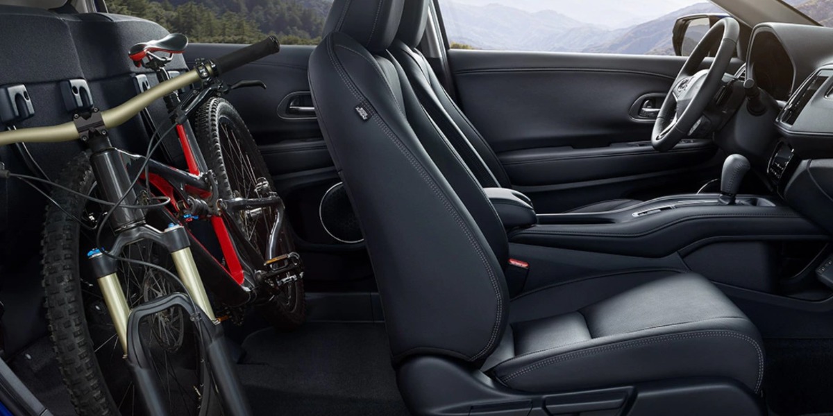 Encuentra en el HR-V la versatilidad interior que necesitas.