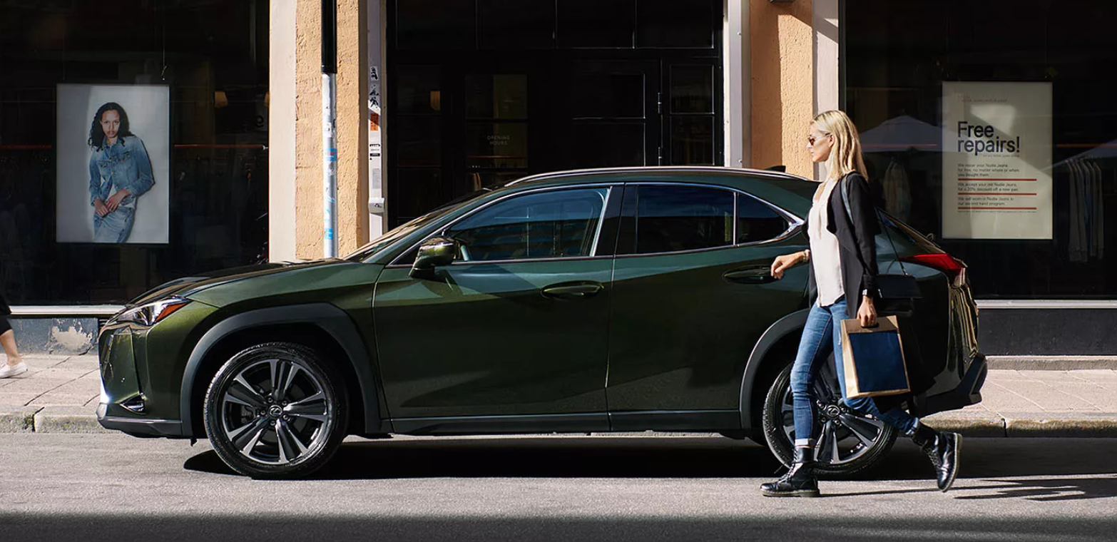 Cuanto Gana Un Diseñador Ux Ui Lexus UX 250h 2022 a la venta cerca de Alexandria, VA