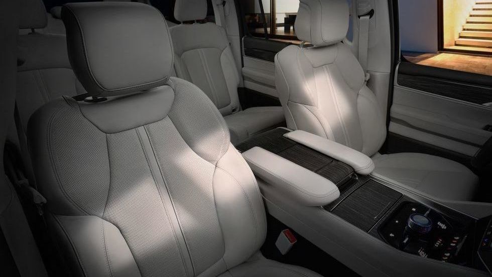 2022 Wagoneer Seating