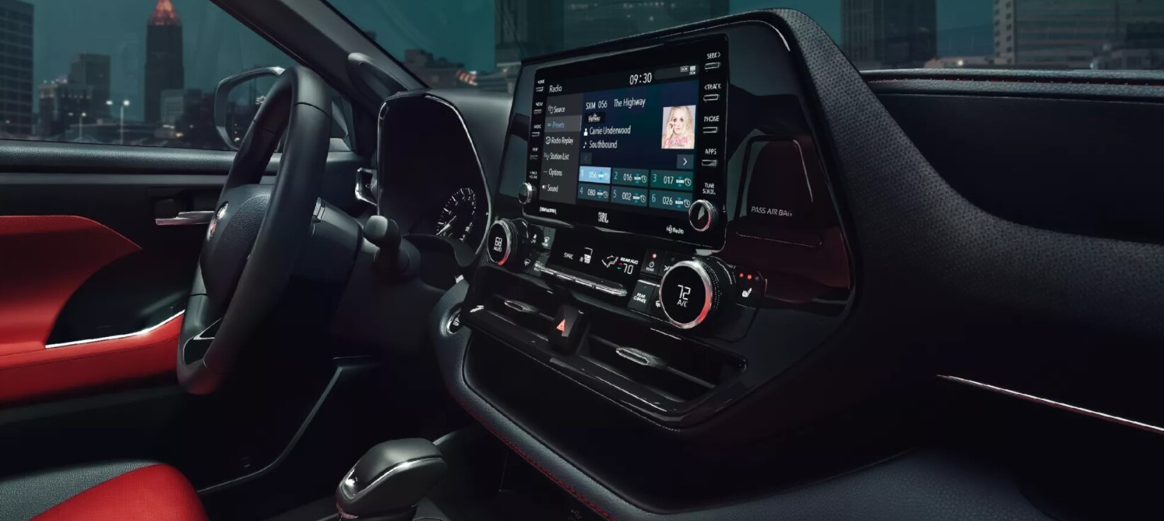 2022 Toyota Highlander for Sale near Massapequa, NY