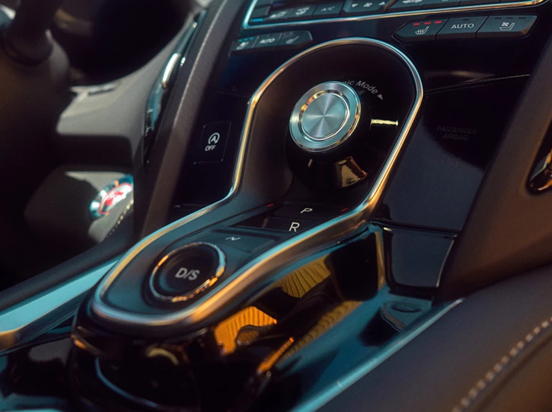 Center Console in the 2022 Acura RDX