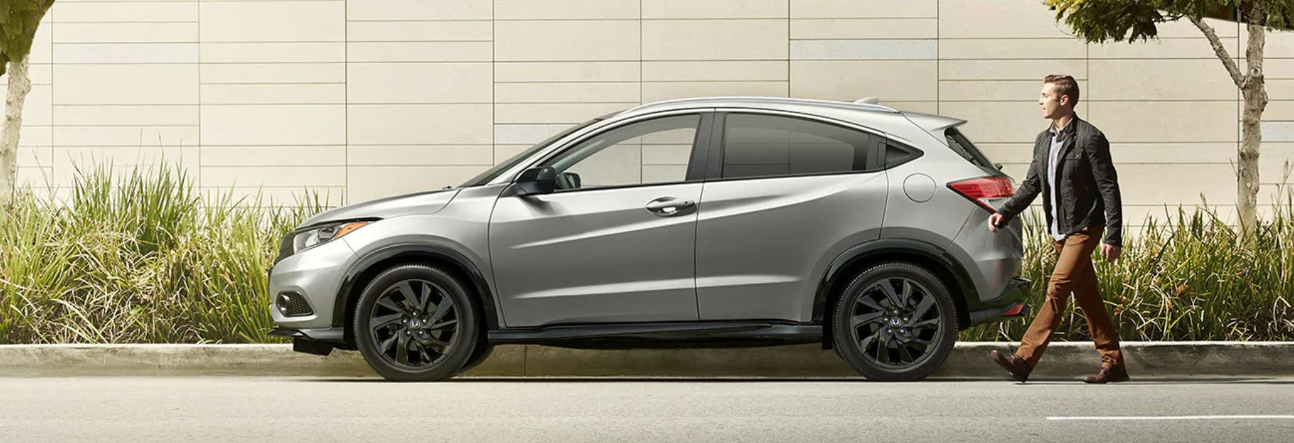 2022 Honda HR-V vs 2022 Hyundai Kona near Bowie, MD