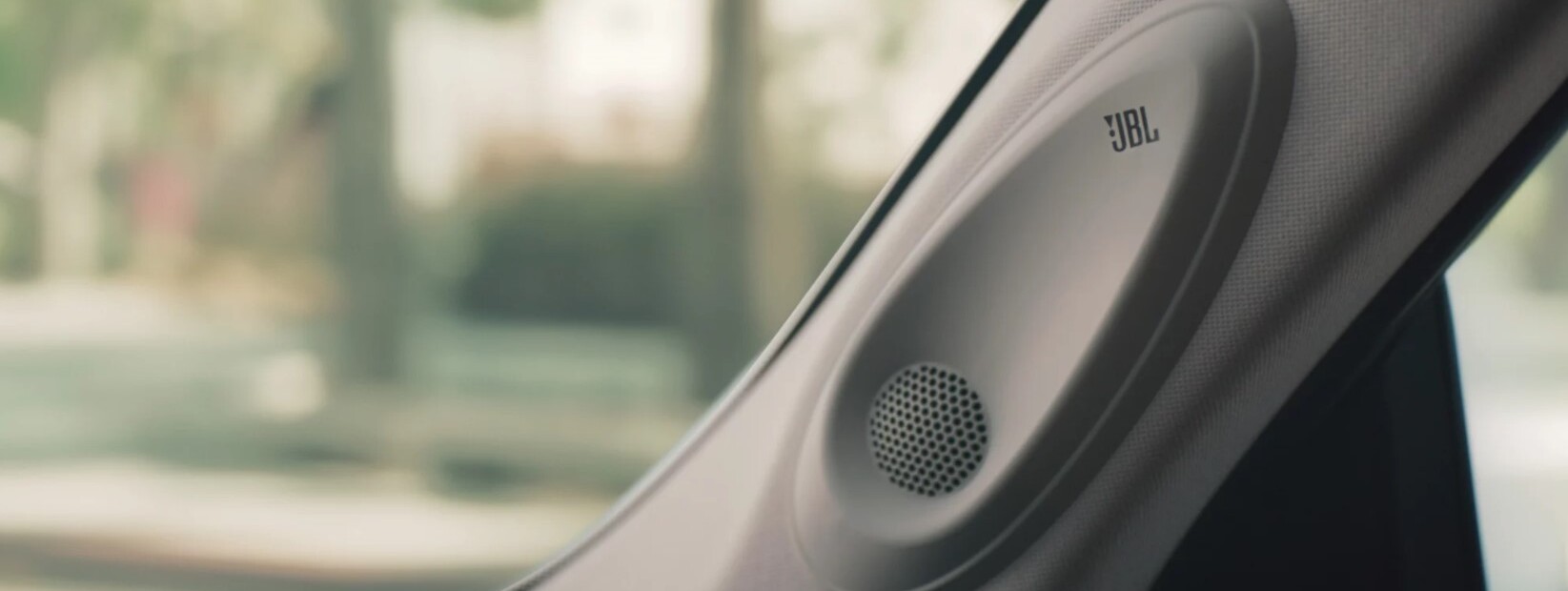 2022 Toyota Highlander JBL® Speakers
