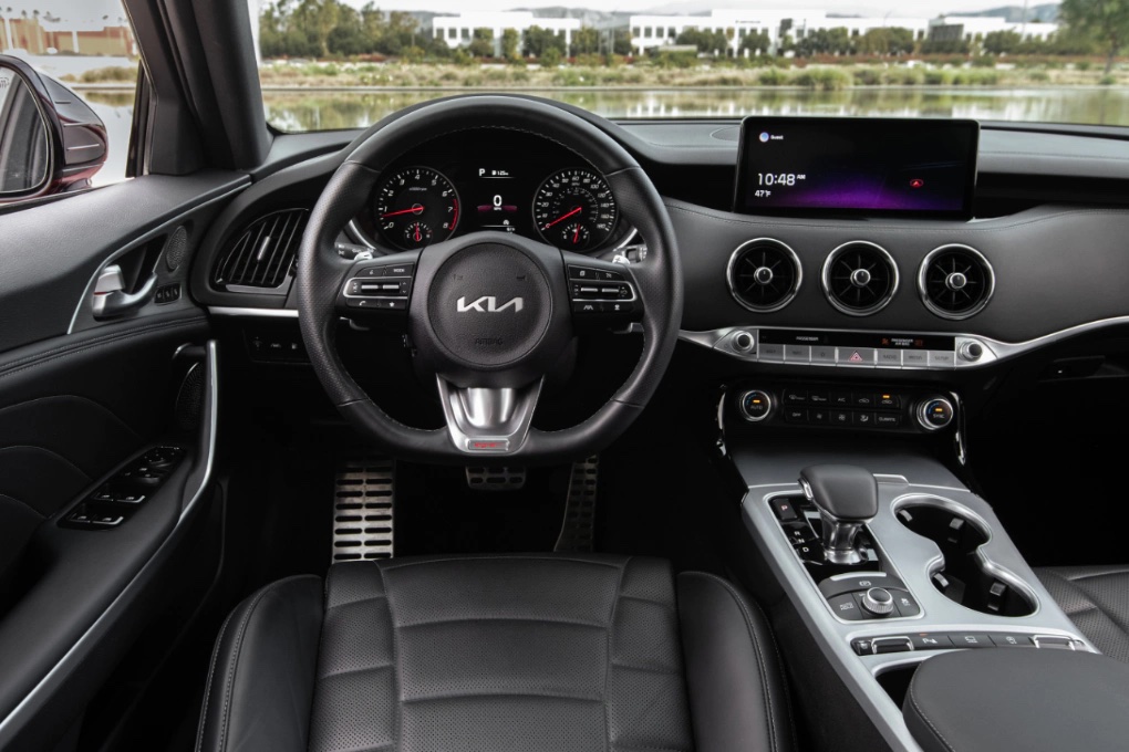 Steering Wheel in the 2022 Kia Stinger
