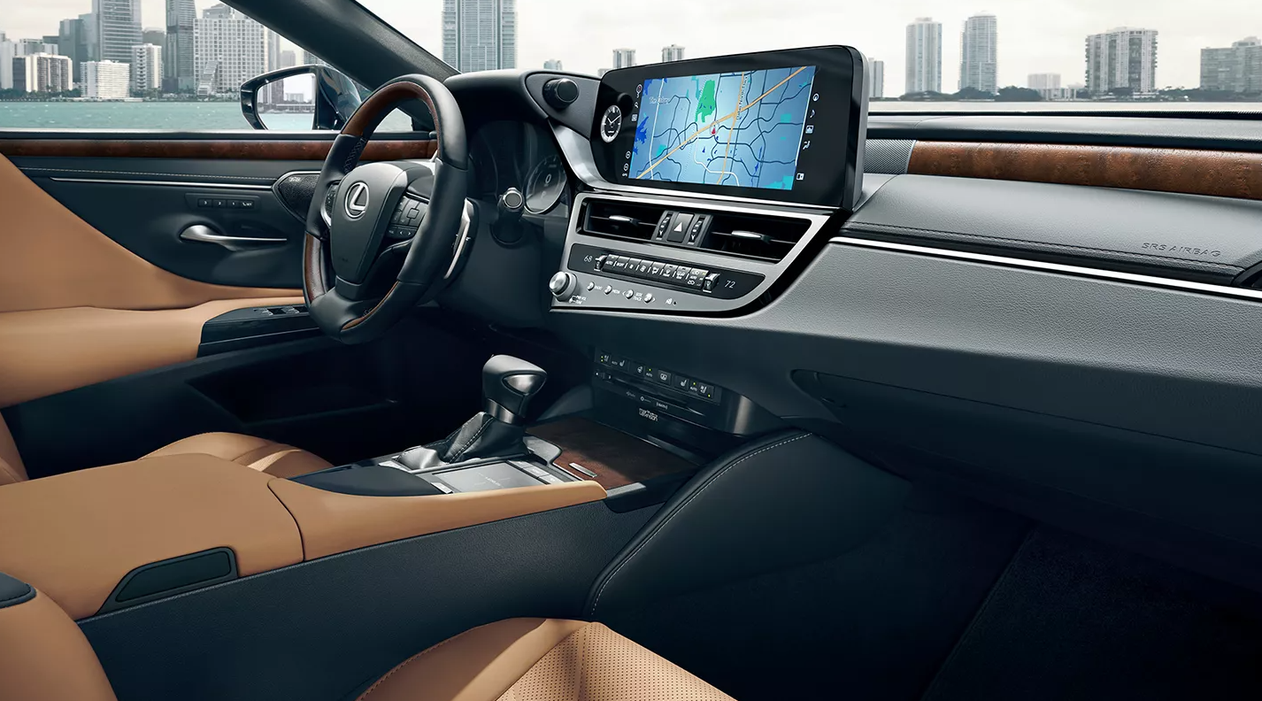 2022 Lexus ES 350 Lease near Sylvania, OH
