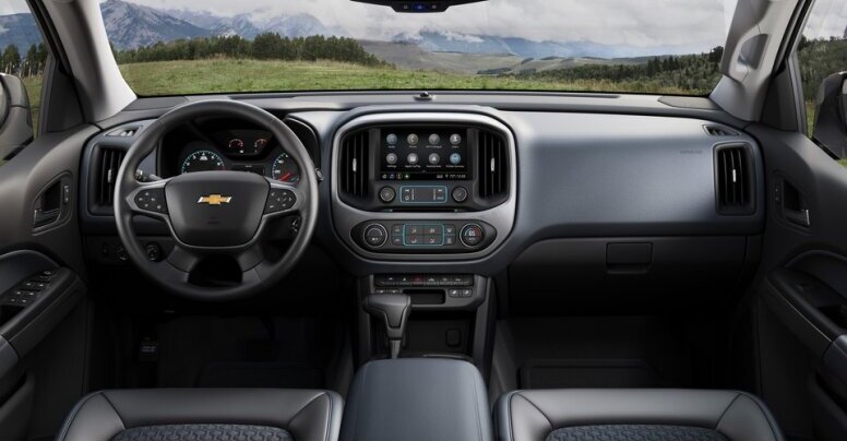 Dashboard in the 2022 Chevrolet Colorado