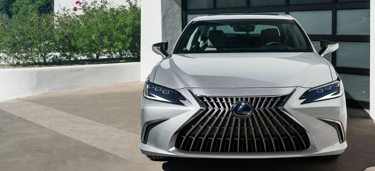 2022 Lexus ES 350 Lease near Oak Park, IL