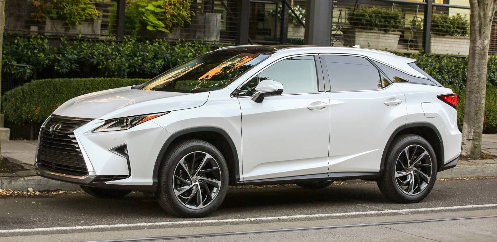 Pre-Owned Lexus Vehicles for Sale near Oak Brook, IL