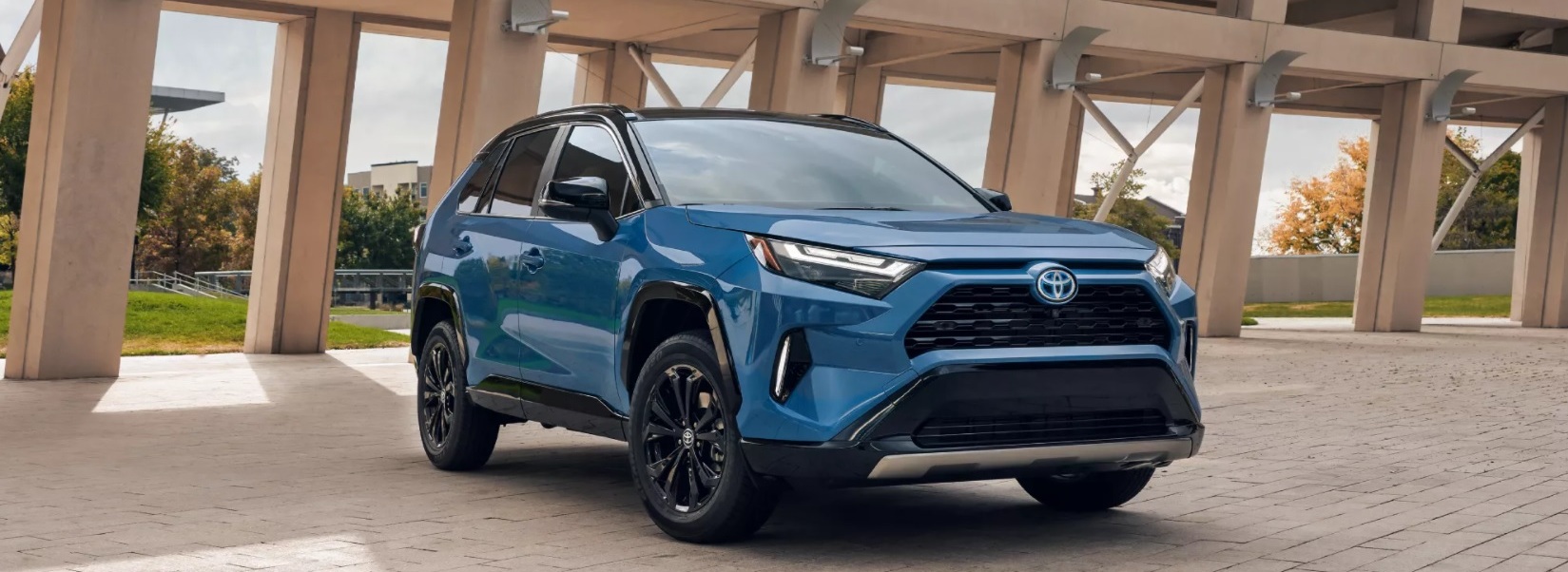 2022 Toyota RAV4 Hybrid for Sale in Rockford, IL