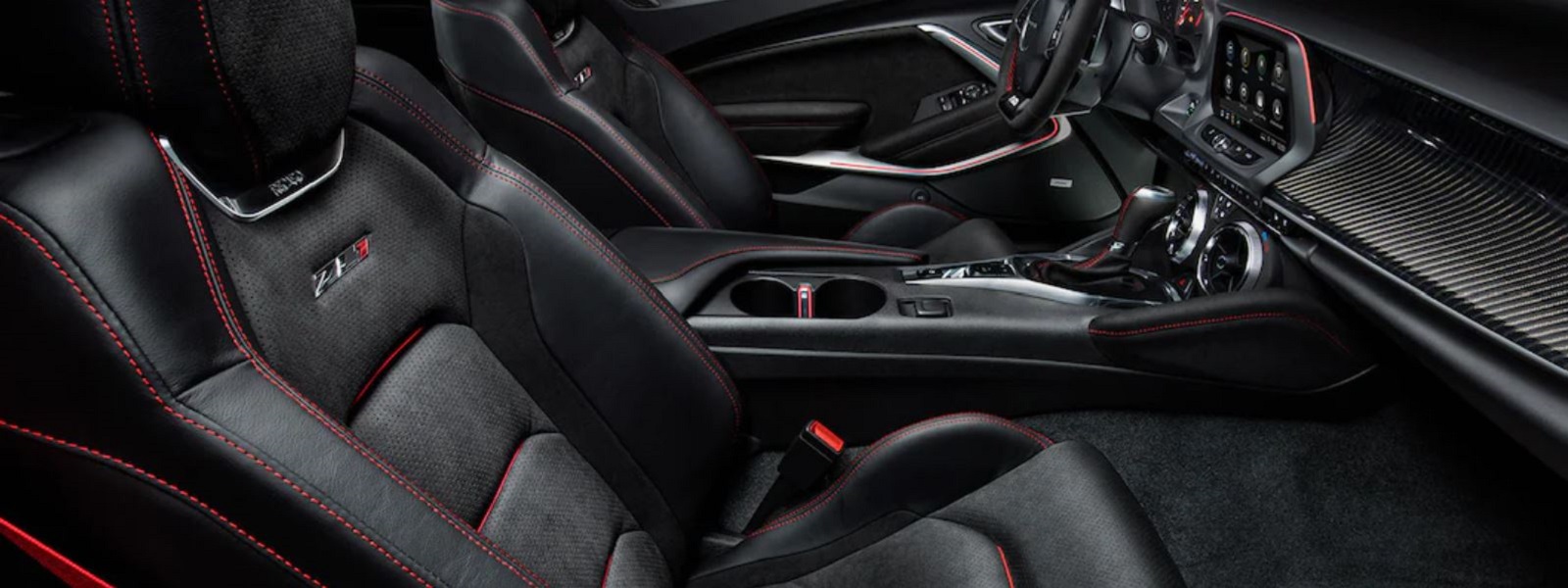 2022 Chevrolet Camaro Cockpit