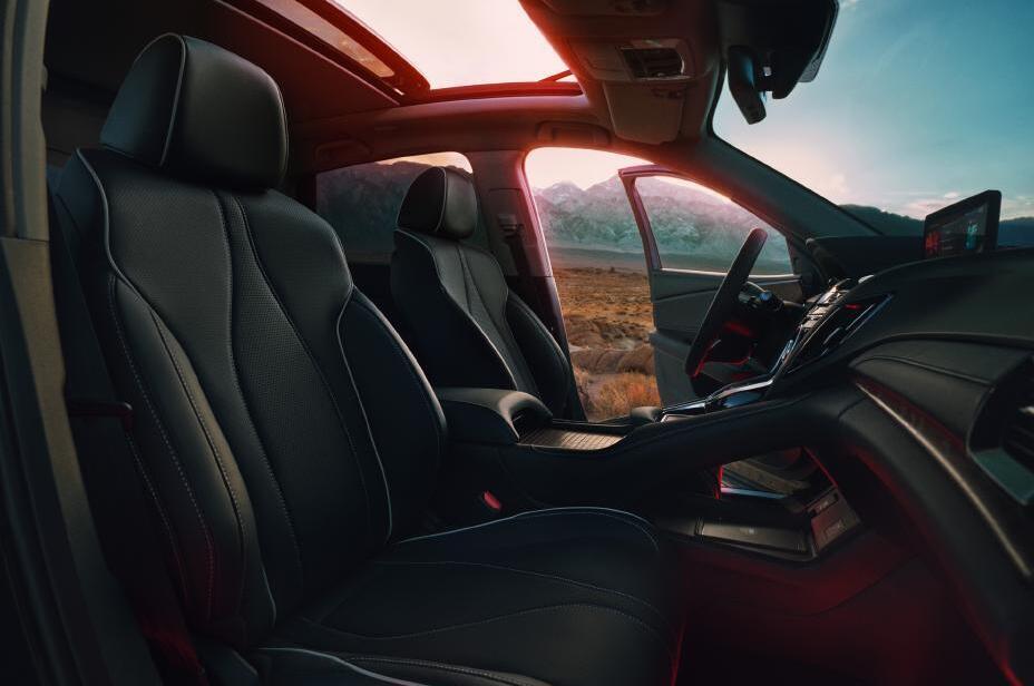 2022 Acura RDX Front Seats