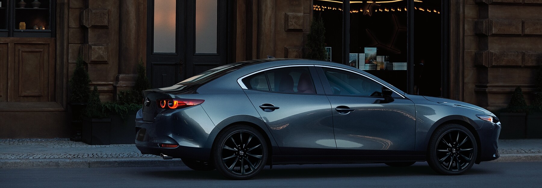 2022 mazda 3 hatchback modified