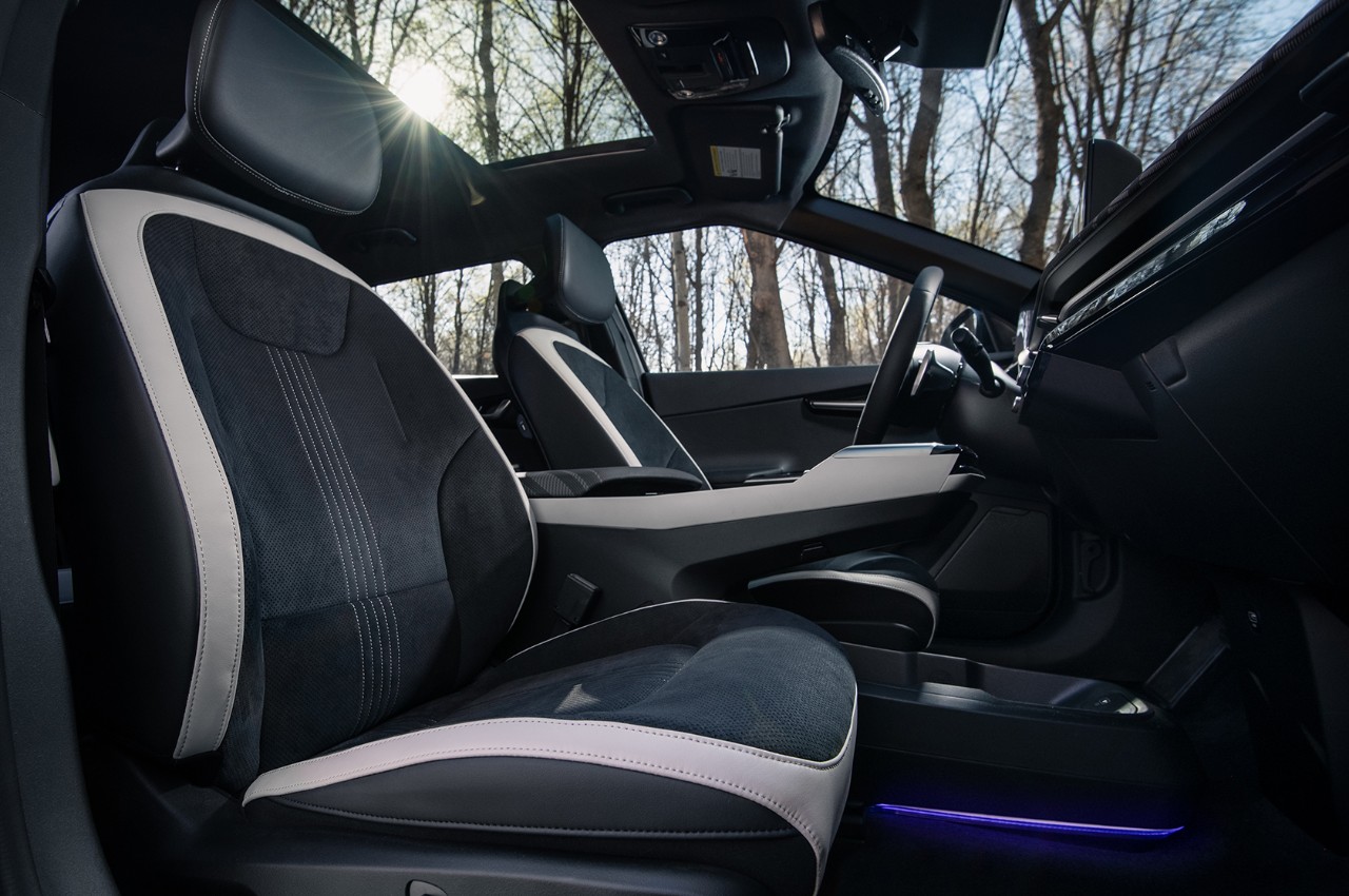 Kia Stinger GT Interior Named One of Wards 10 Best