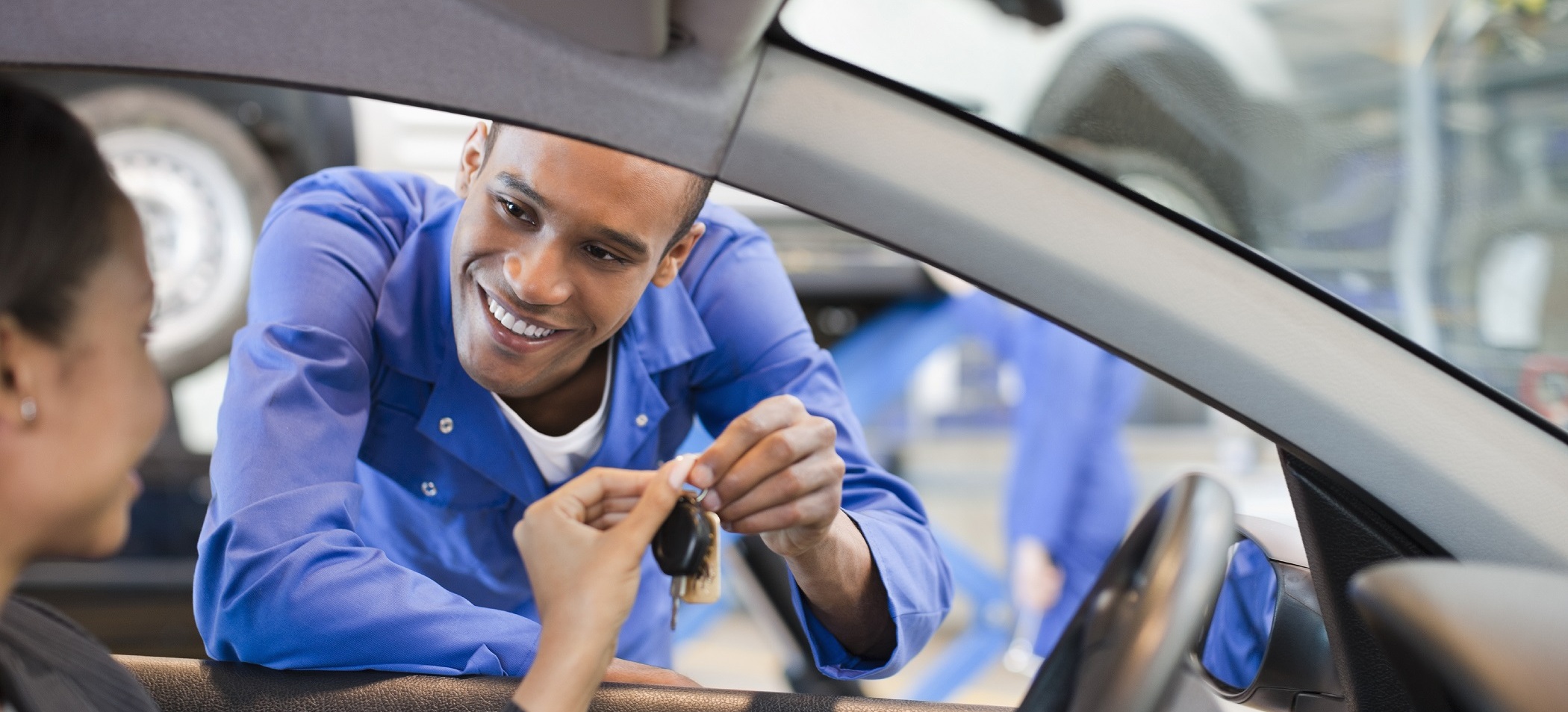 Servicio de alineación de llantas en Chantilly, VA