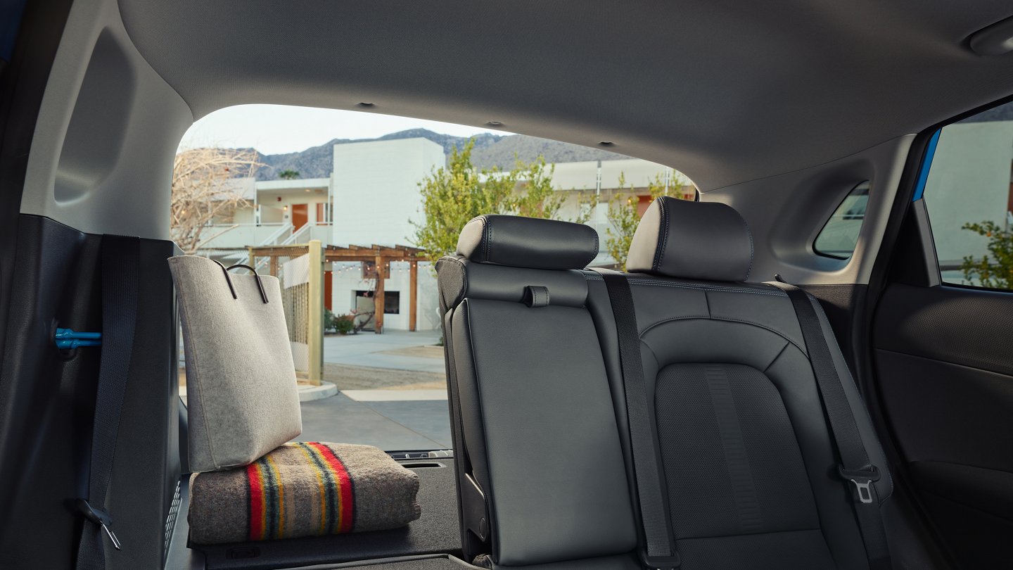 2022 Hyundai KONA Electric 60/40 Split Fold-Down Rear Seats
