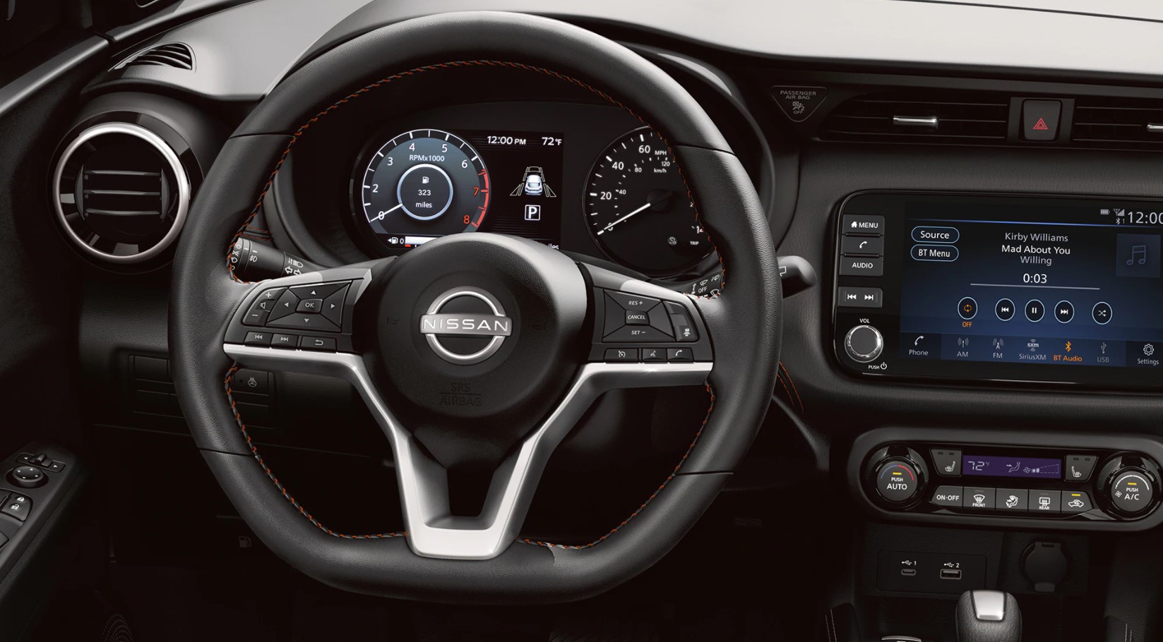 2022 Nissan Kicks Steering Wheel and Touchscreen