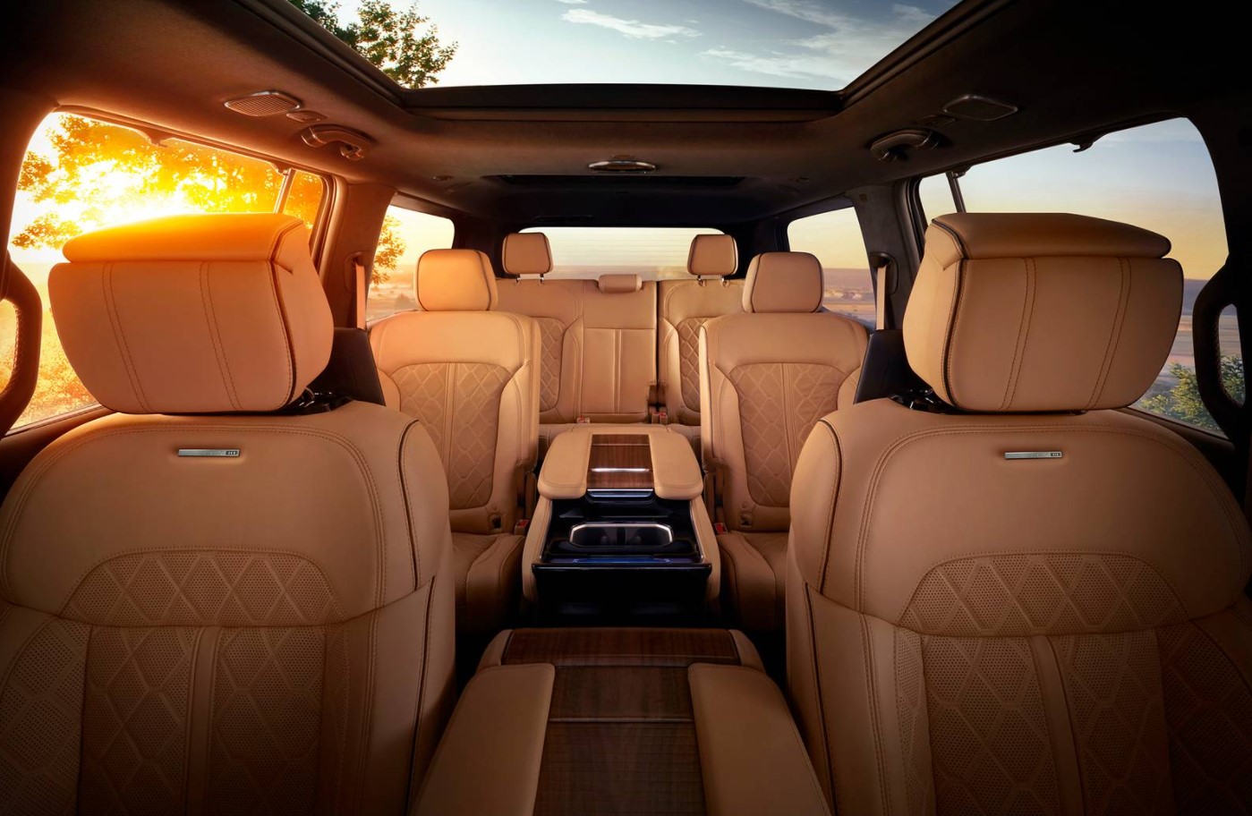 2022 Grand Wagoneer Interior
