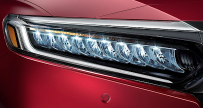 Las luces delanteras de LED se roban la atención del resto de los conductores.