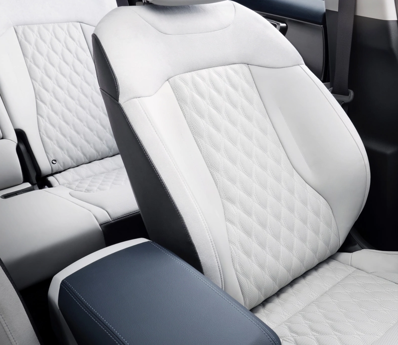 2023 Sportage Seating