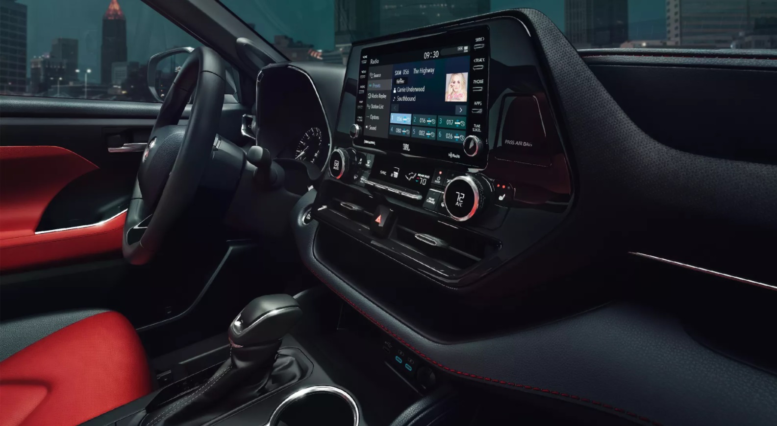 Technology in the 2022 Toyota Highlander