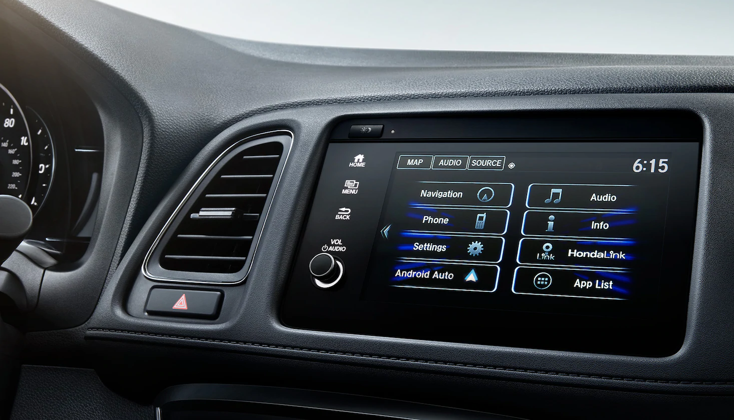 Dashboard of the 2022 HR-V