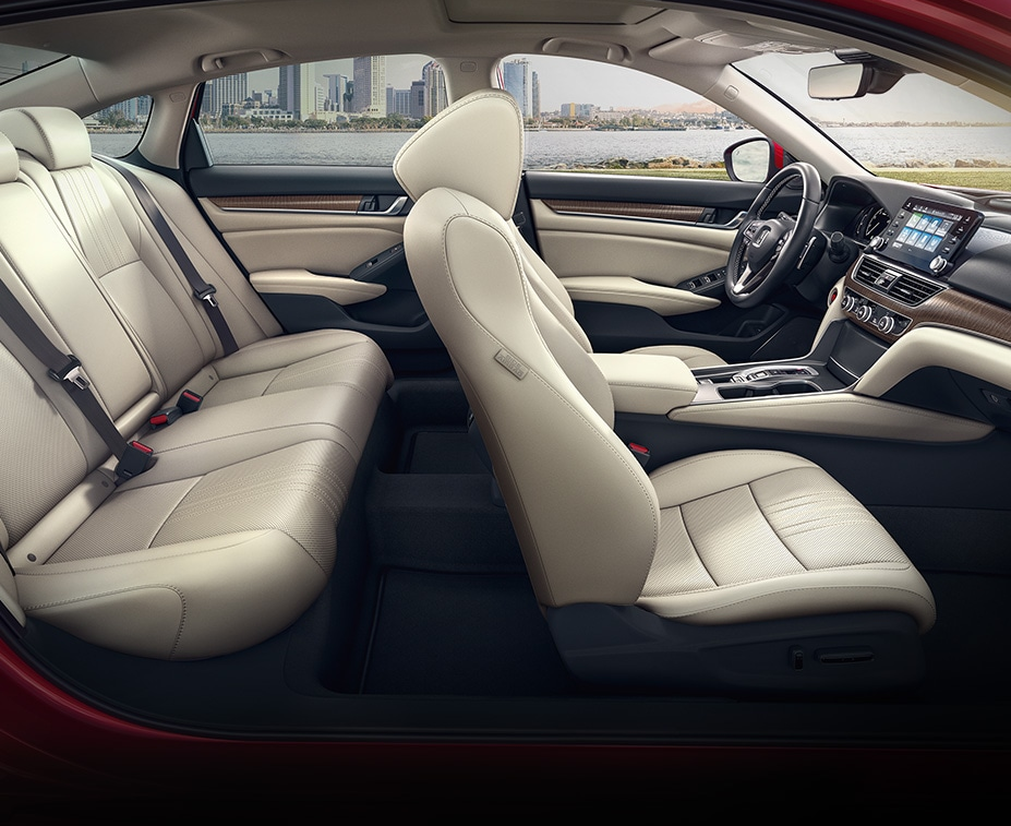 Interior of the 2022 Accord