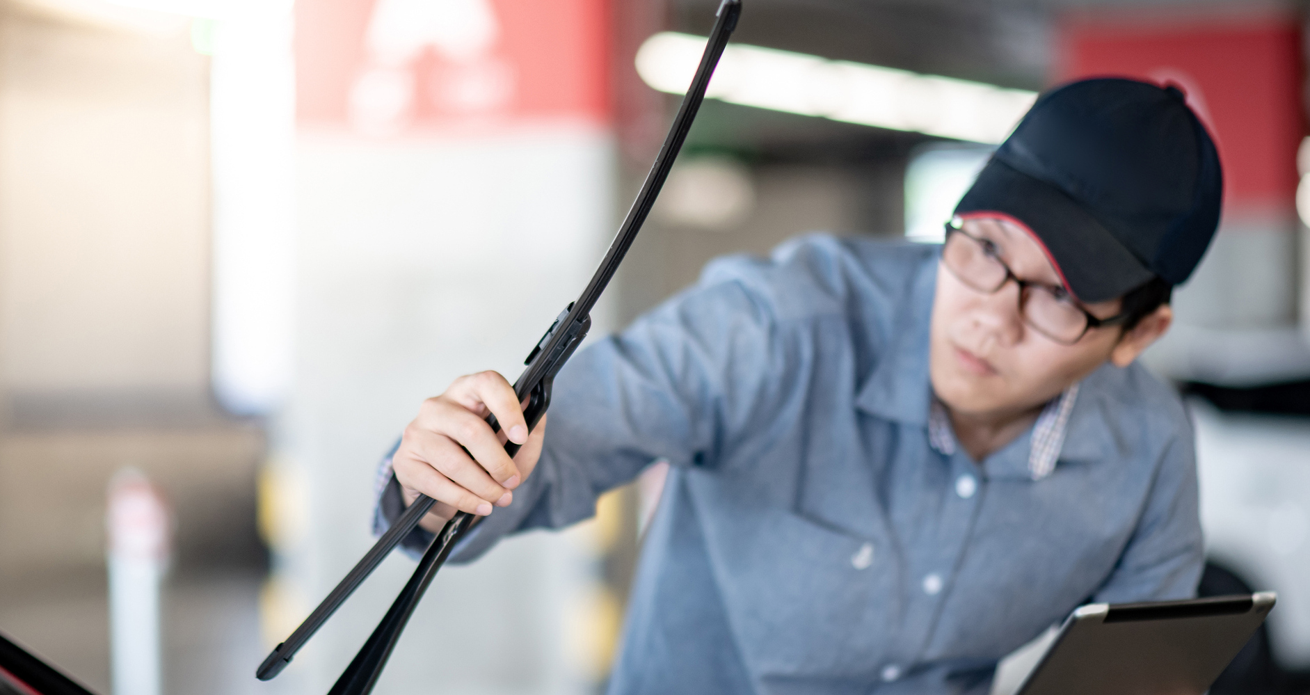 Wiper Blade Replacement Service near Norridge, IL McGrath Acura of