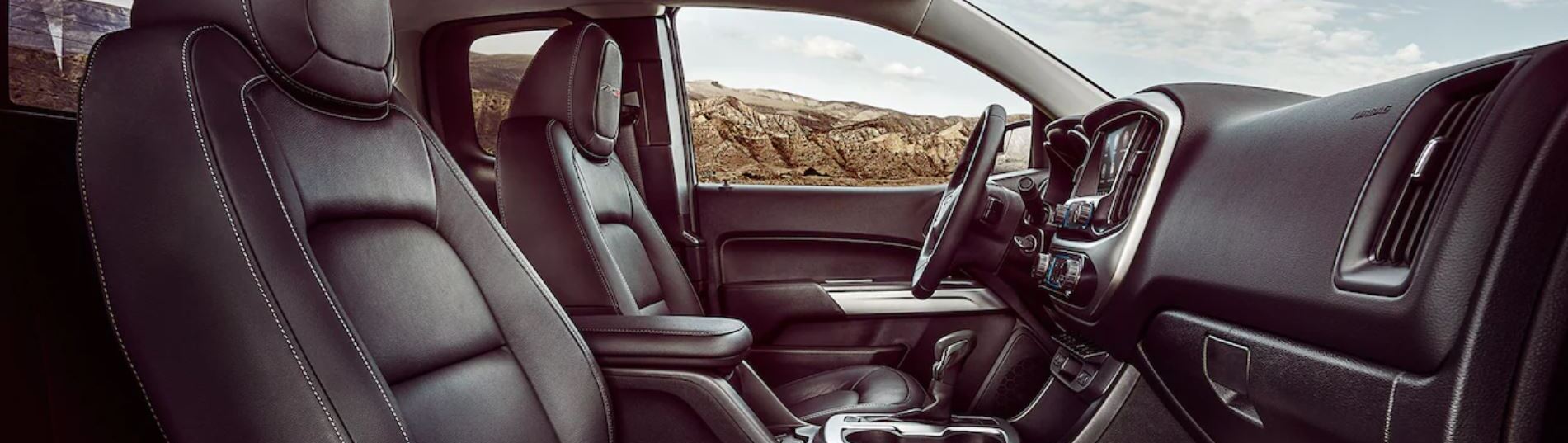 2022 Chevrolet Colorado Interior