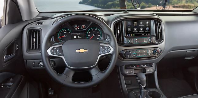2022 Chevrolet Colorado Cockpit