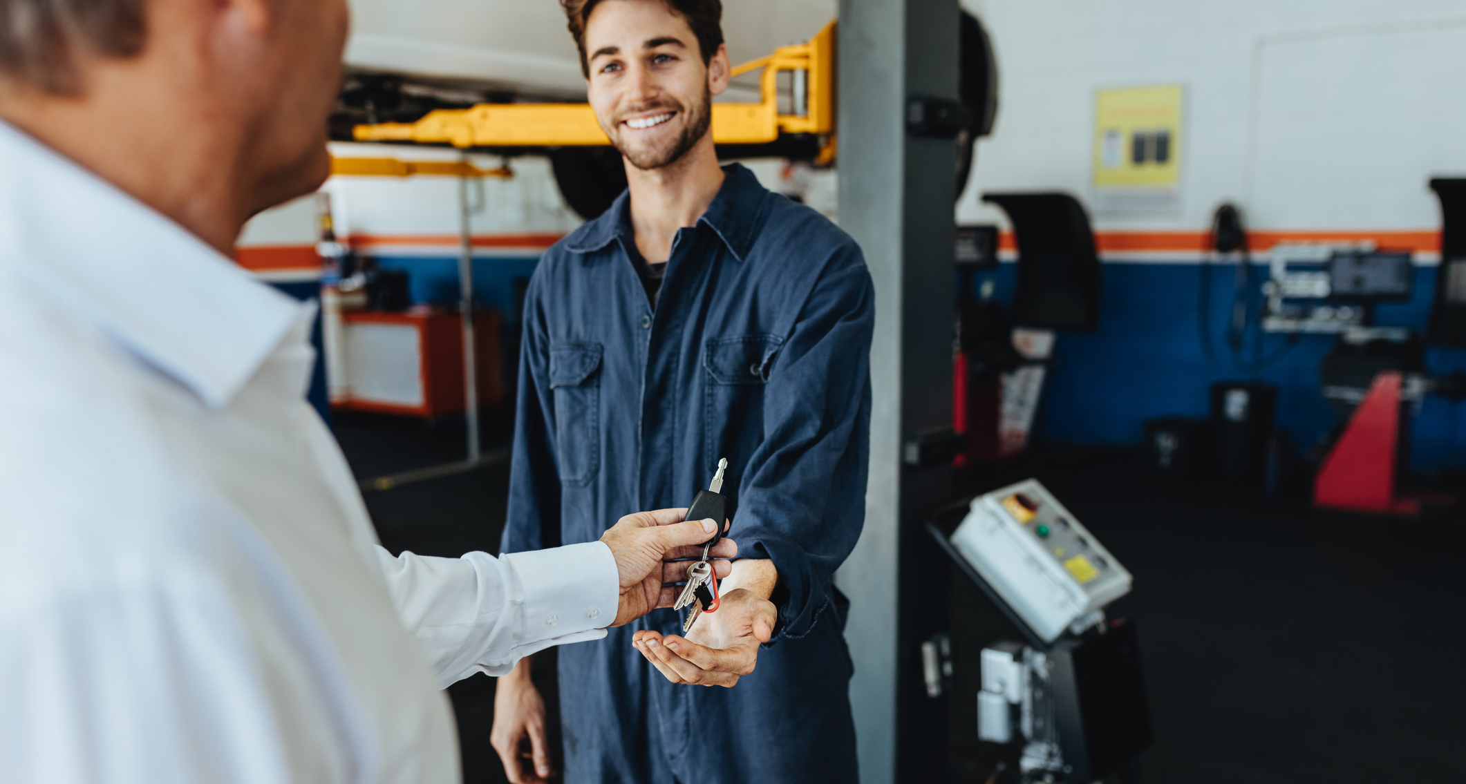 Battery Test and Replacement Service near Floresville, TX