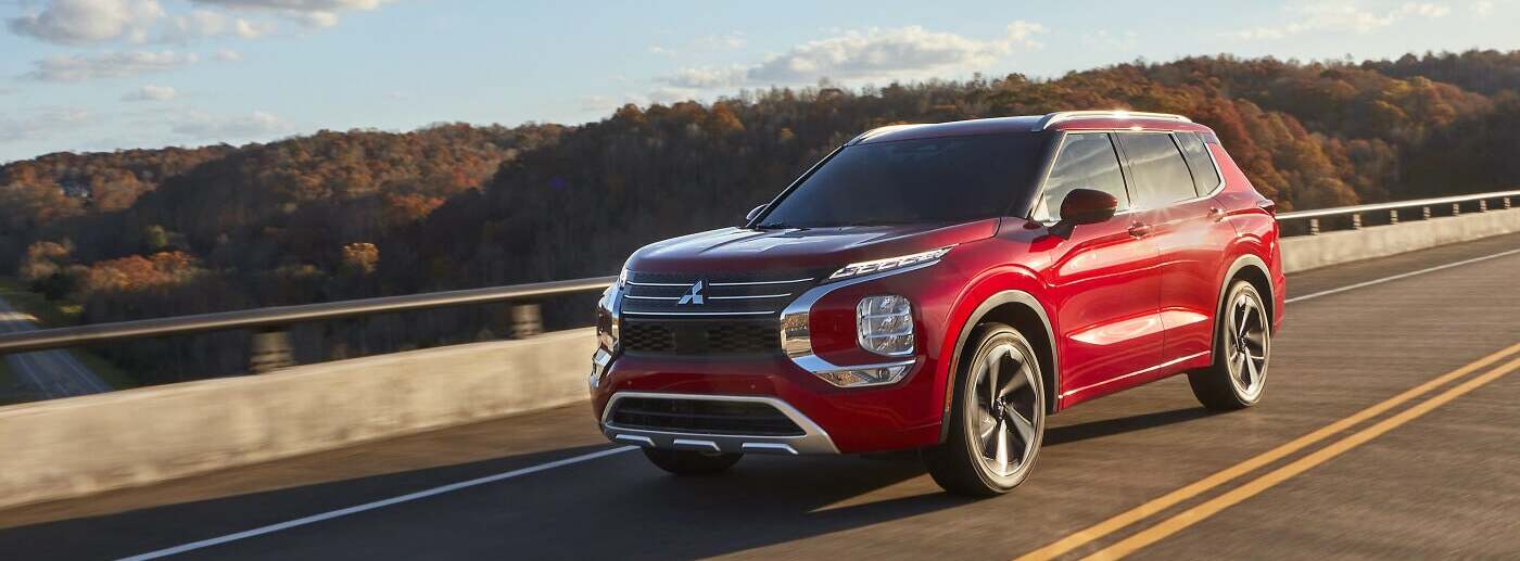 2022 Mitsubishi Outlander Lease in Auburn, MA