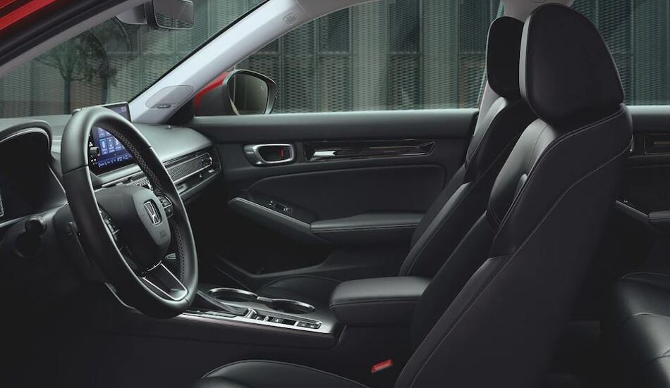 Driver's Seat in the 2022 Honda Civic
