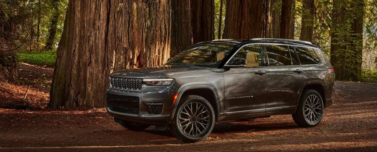 2022 Jeep Grand Cherokee L Lease near Little Ferry, NJ Chrysler Jeep Dodge of Paramus