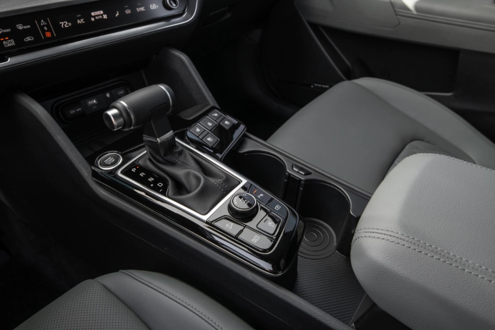 Drive Controls in the 2023 Sportage