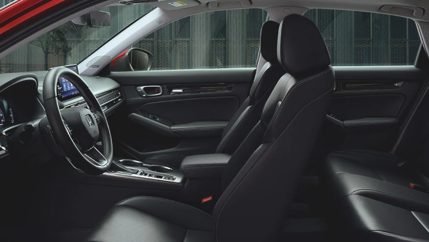 Sube a hasta cuatro amigos y disfruten juntos de un muy buen viaje.