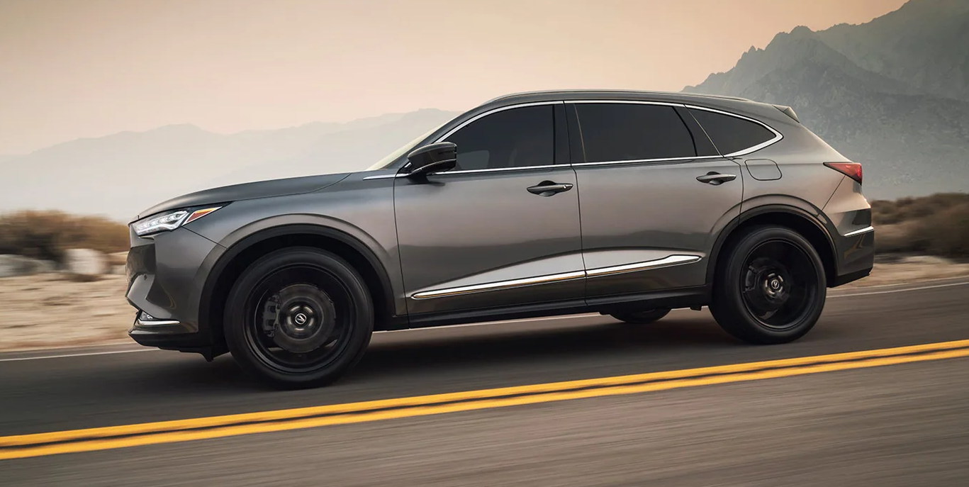 El vehículo que se muestra es el Acura MDX 2022 con Paquete Avanzado en Liquid Carbon Metallic.