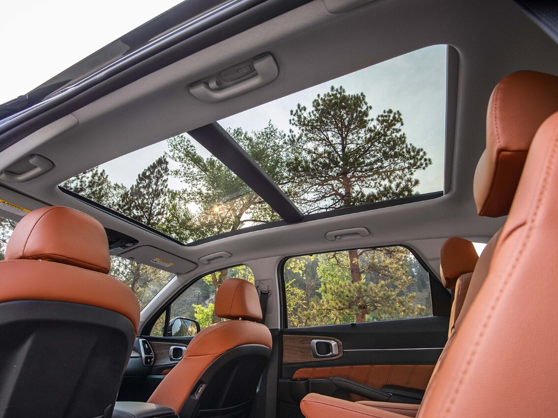 Interior of the 2022 Sorento