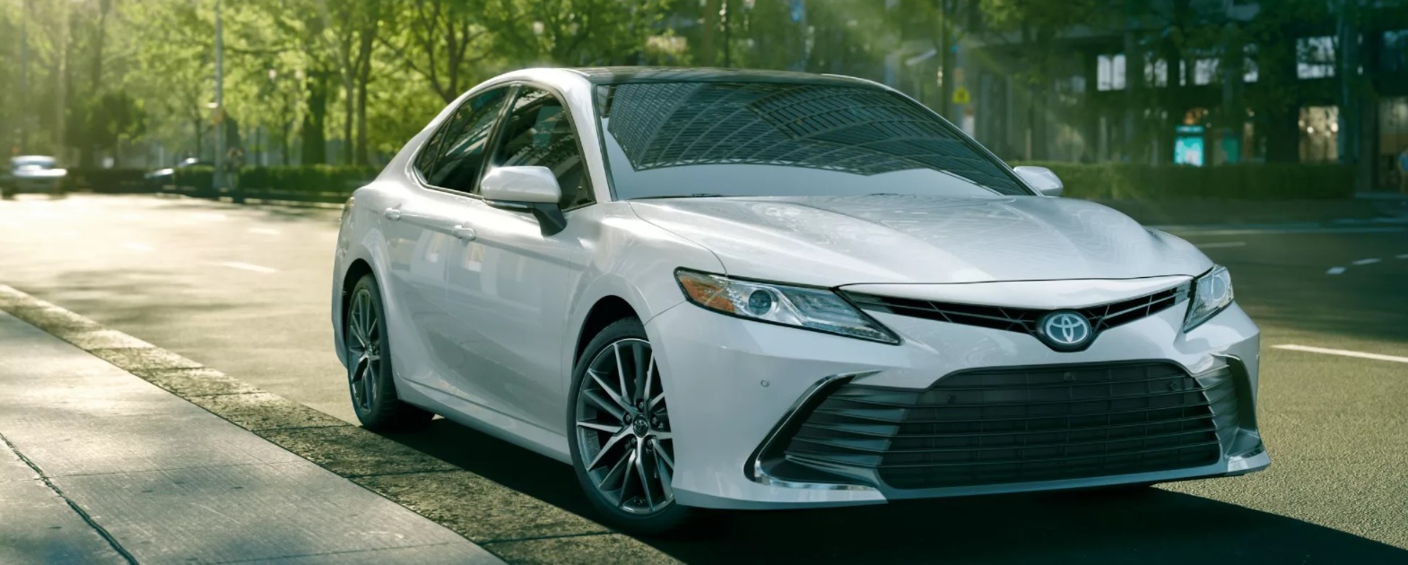 2022 Toyota Camry MPG near Massapequa, NY Toyota of Massapequa