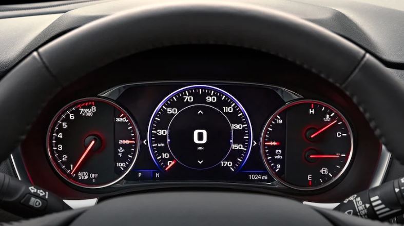 Driver Information Screen in the 2022 Traverse