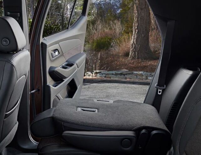 Versatile Seating in the 2022 Traverse