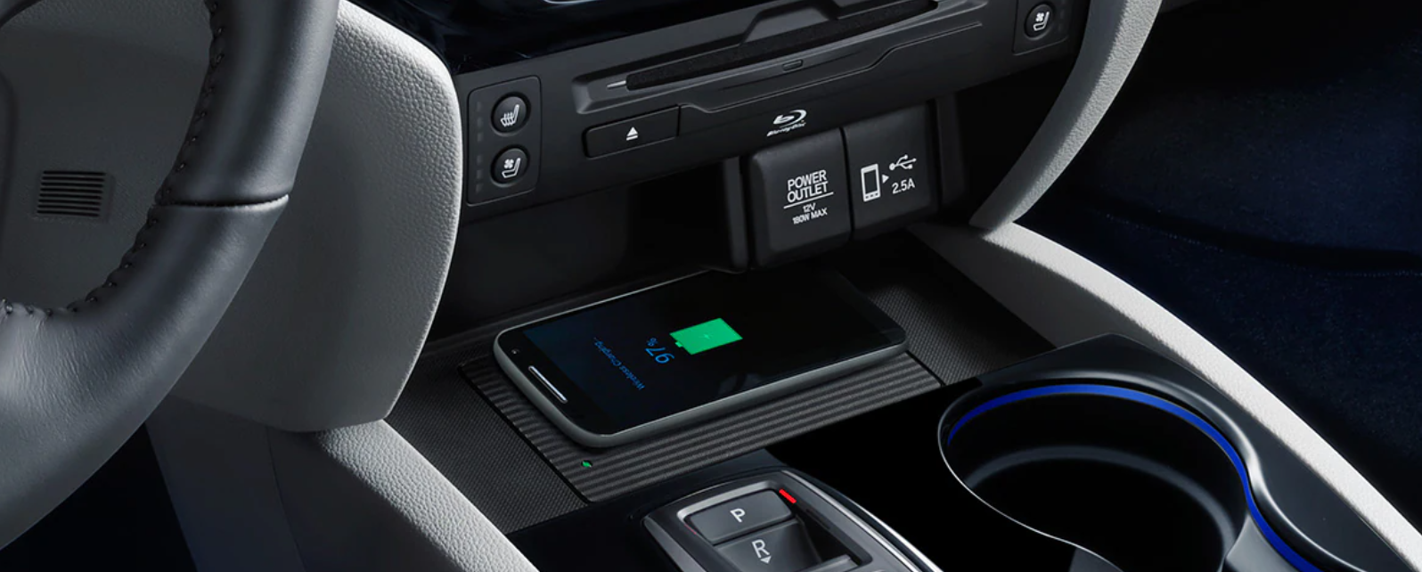 Wireless Phone Charger of the 2022 Pilot
