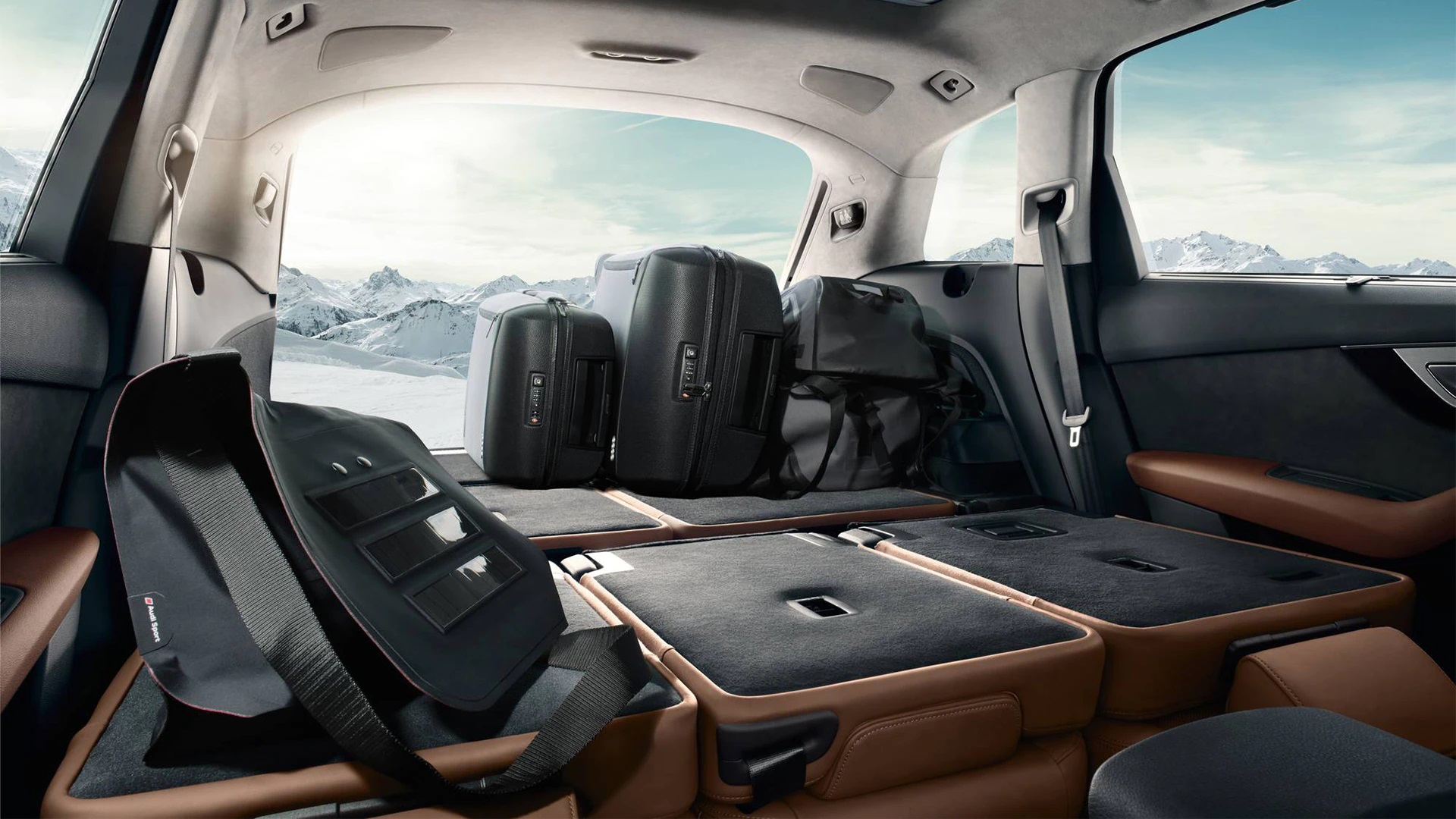 Cargo Area in the 2022 Audi Q7