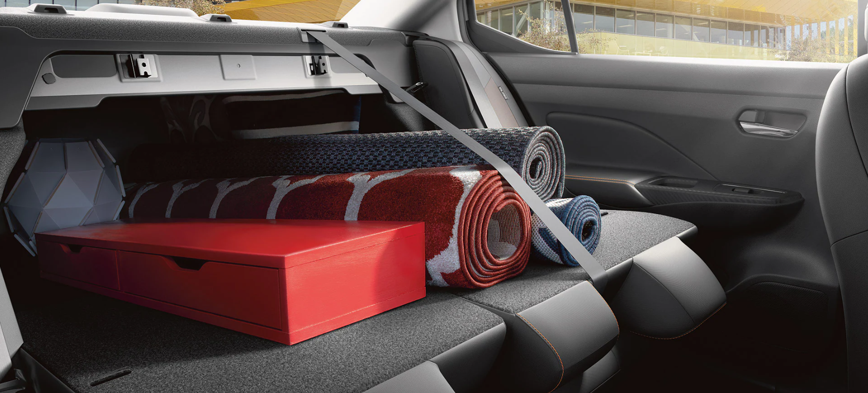 Versa Folding Rear Seat