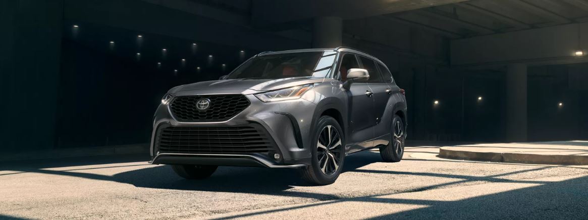 2022 Toyota Highlander for Sale near Woodland Hills, CA