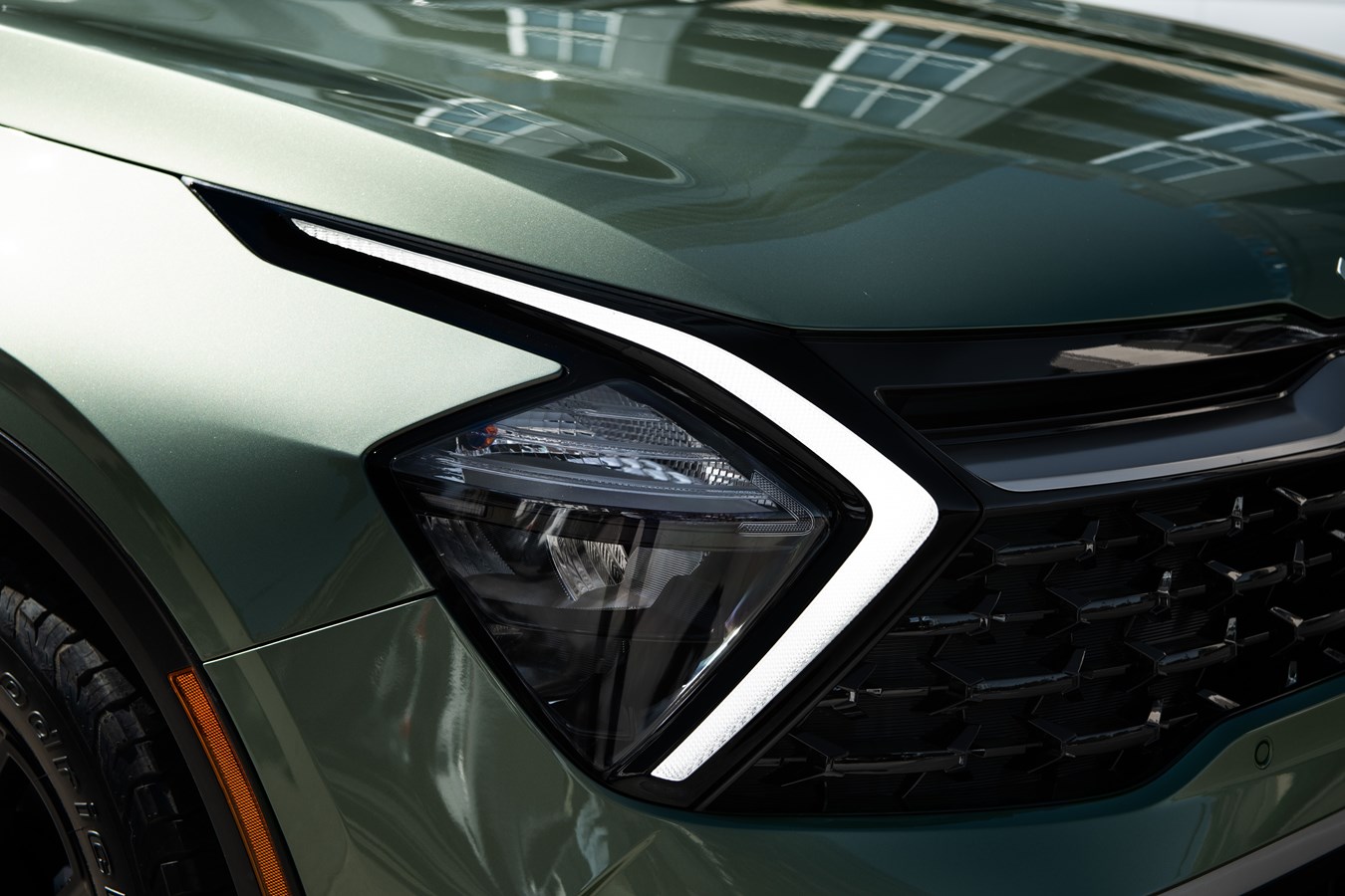 2023 Kia Sportage Headlight Design