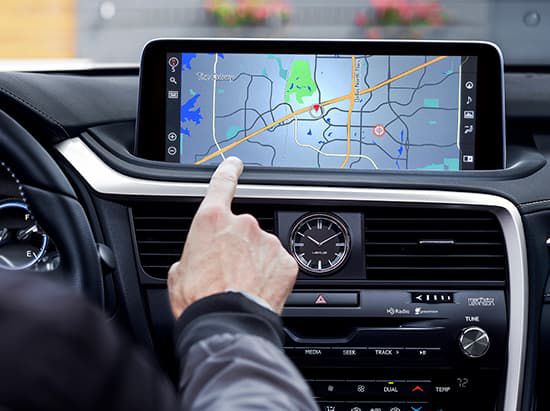 Touchscreen in the 2022 Lexus RX 350L
