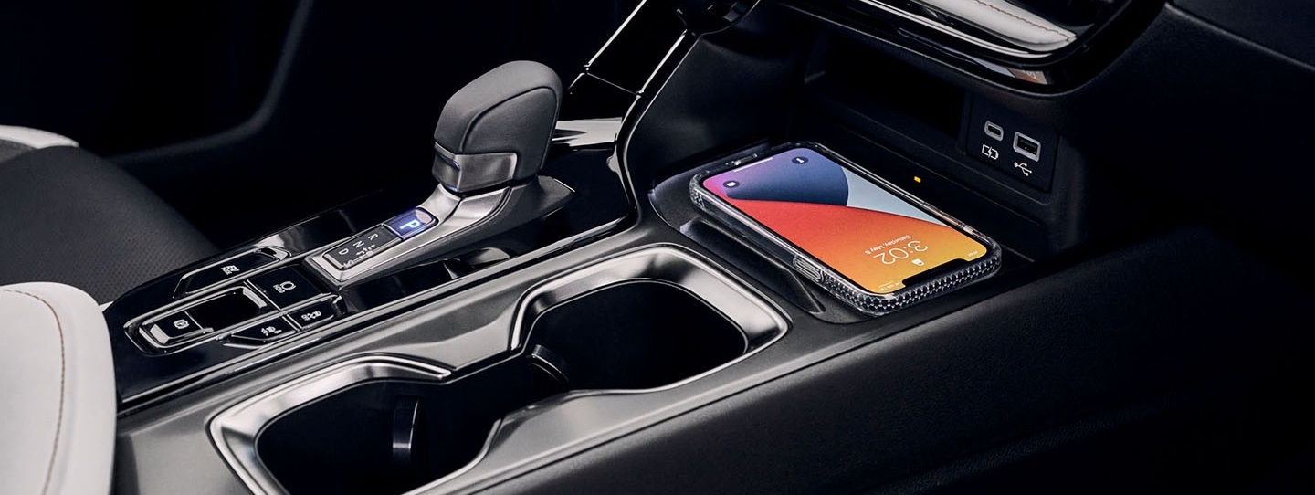 2022 Lexus NX 350 Center Console