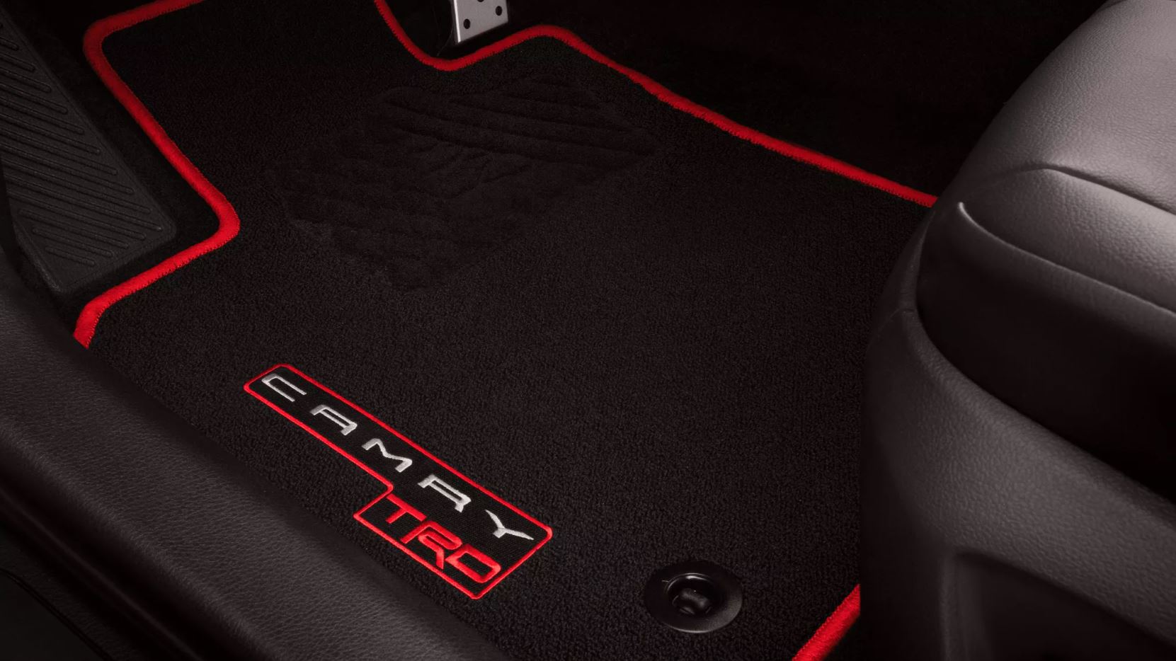 Floor Mats in the 2022 Camry